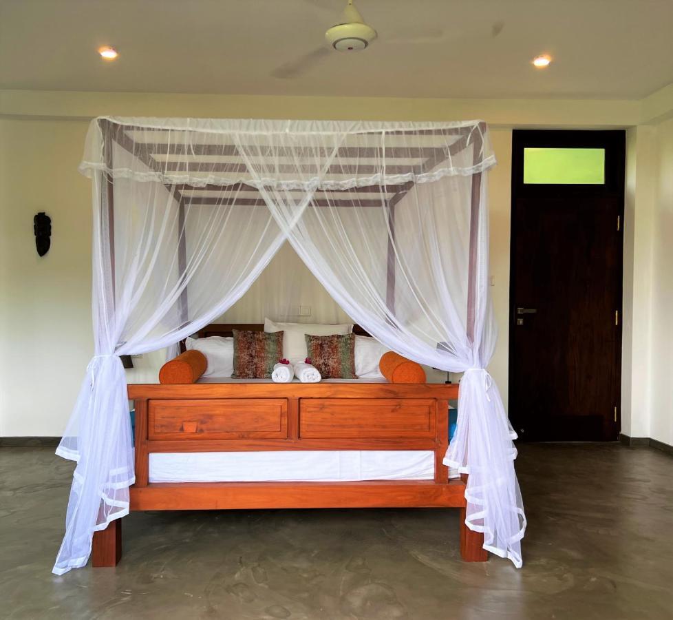 My Home Villa Hikkaduwa Esterno foto