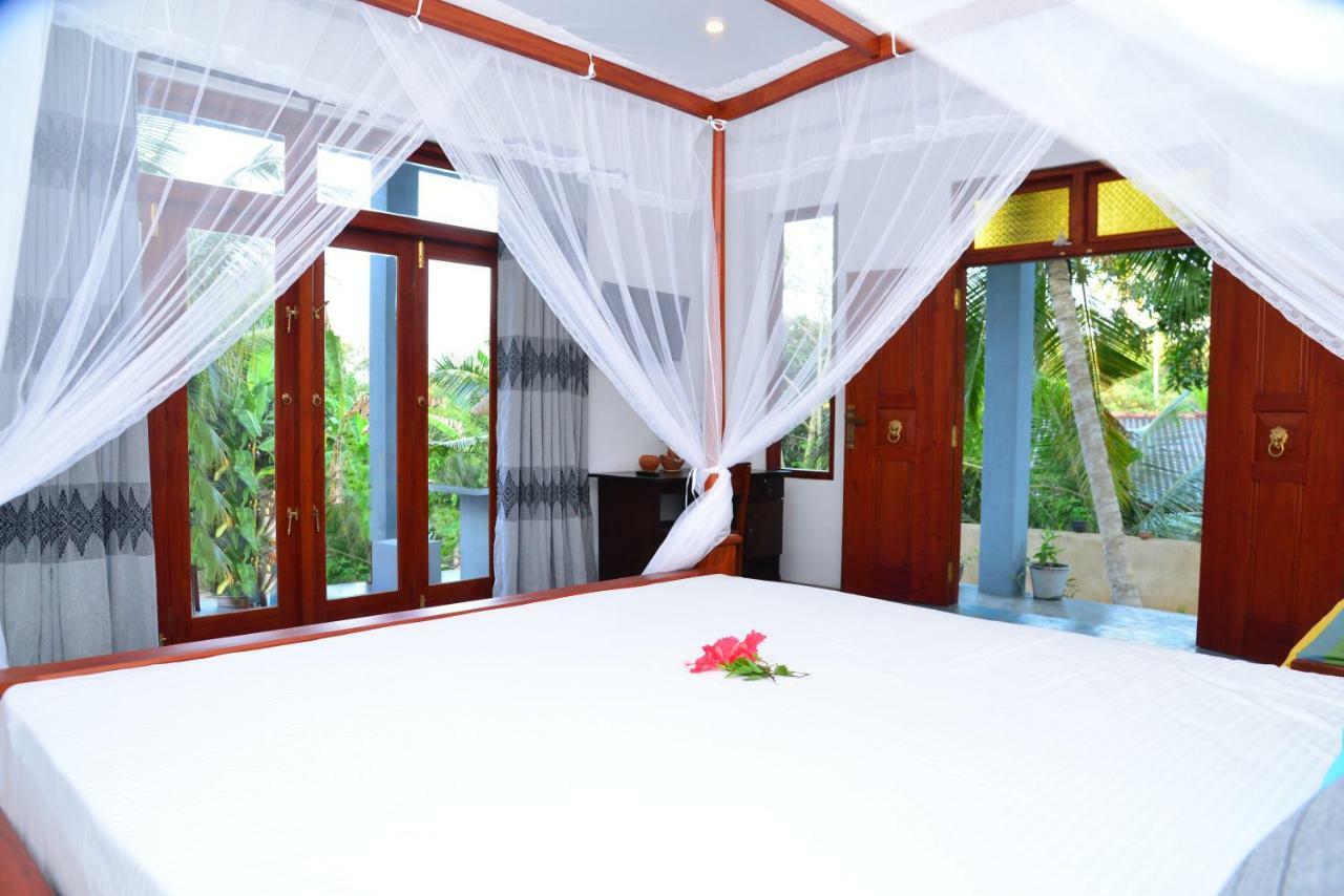 My Home Villa Hikkaduwa Esterno foto