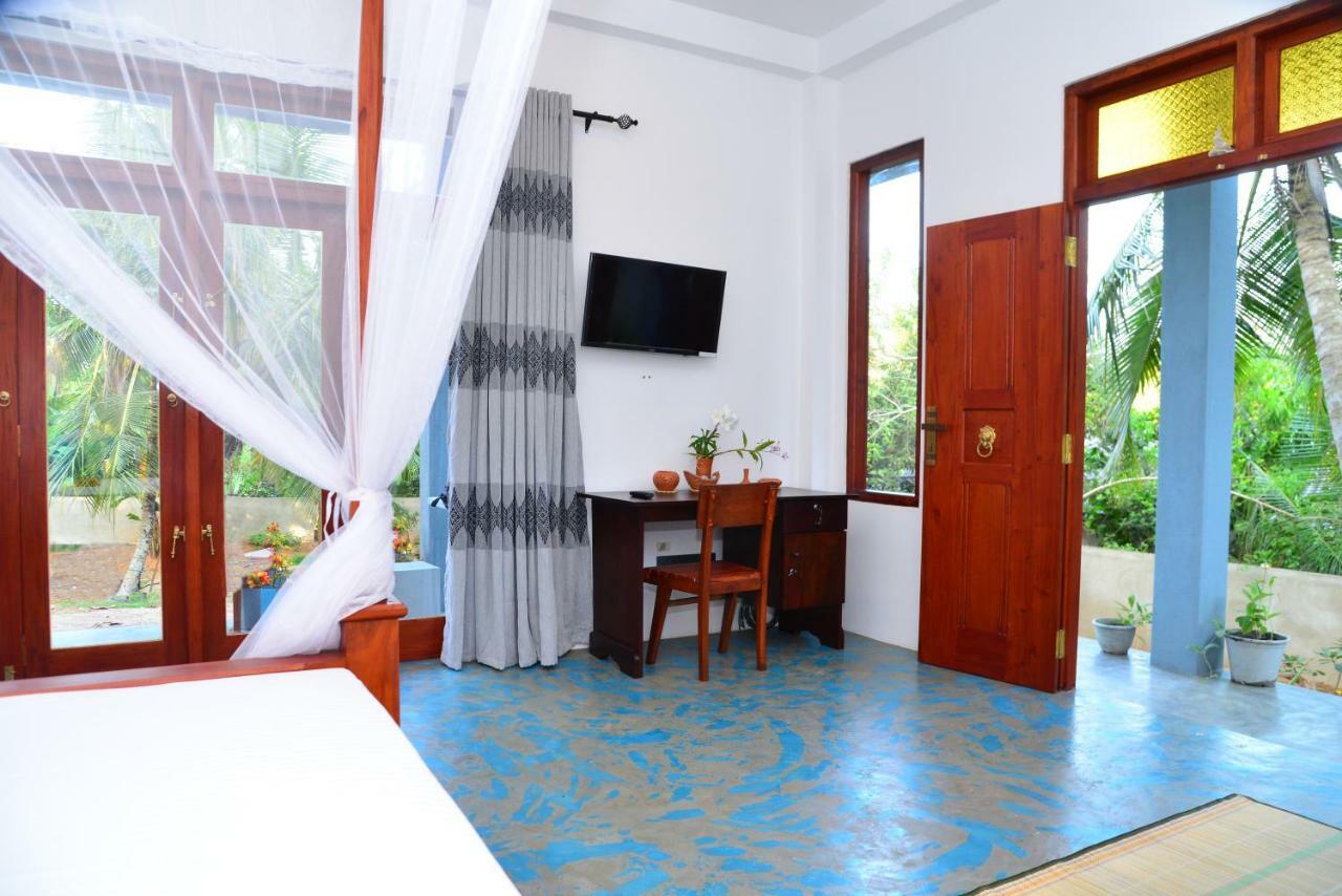 My Home Villa Hikkaduwa Esterno foto