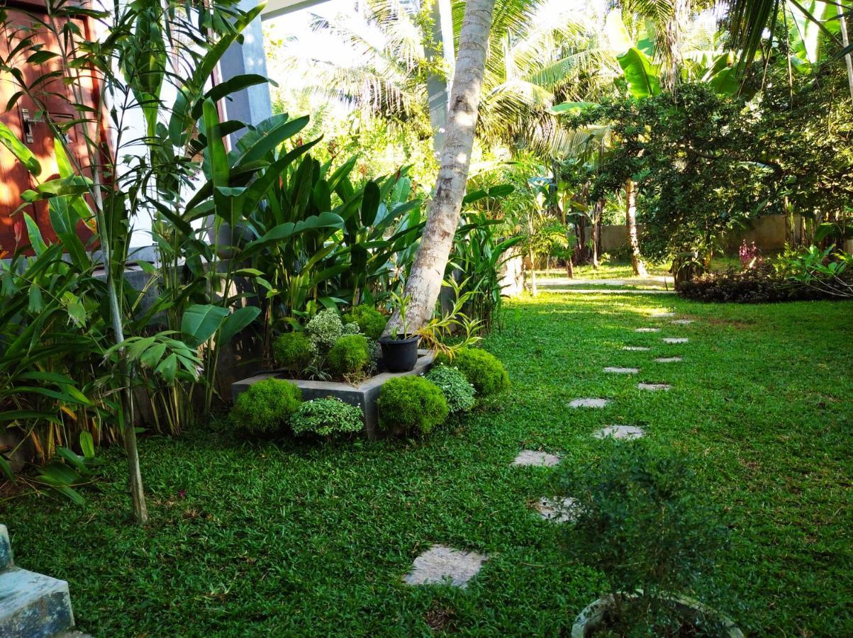 My Home Villa Hikkaduwa Esterno foto